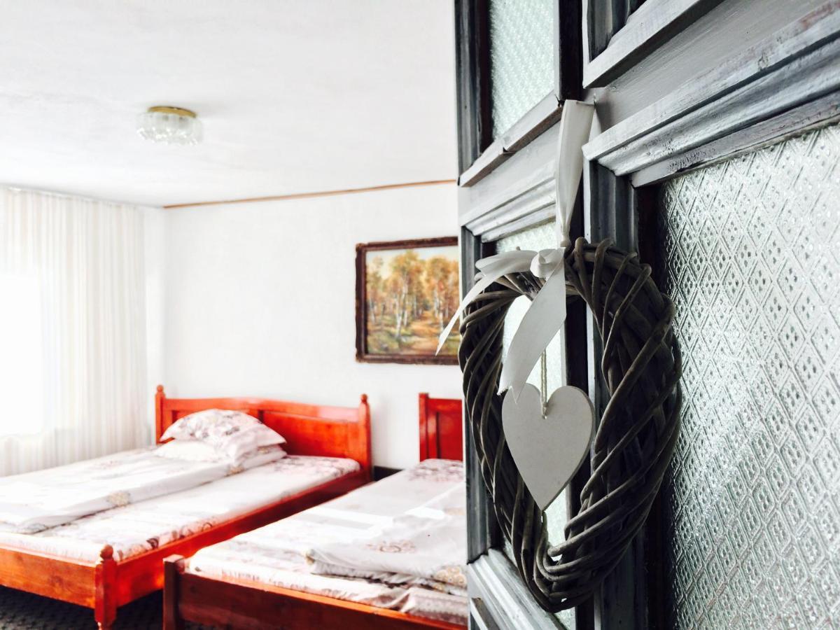 Apartament Sarco Villa วาตราดอร์เนย์ ภายนอก รูปภาพ